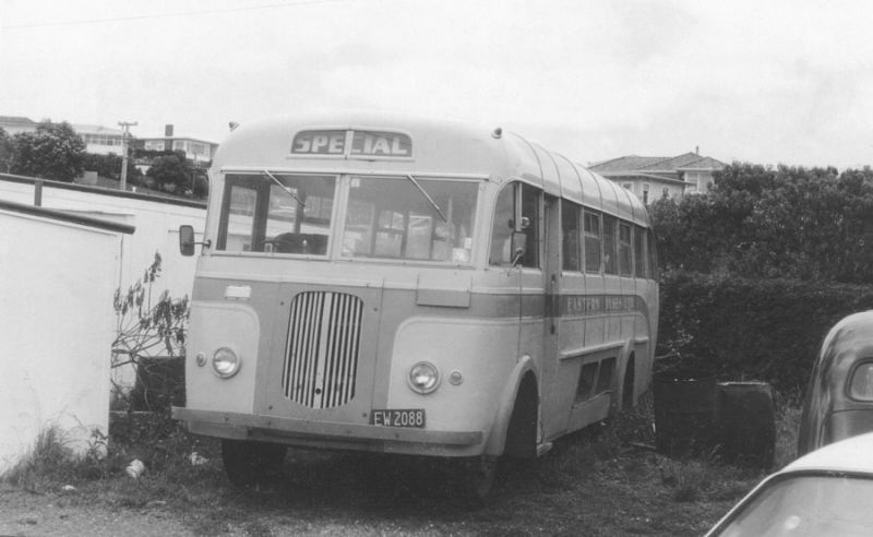 Ford Bus V8