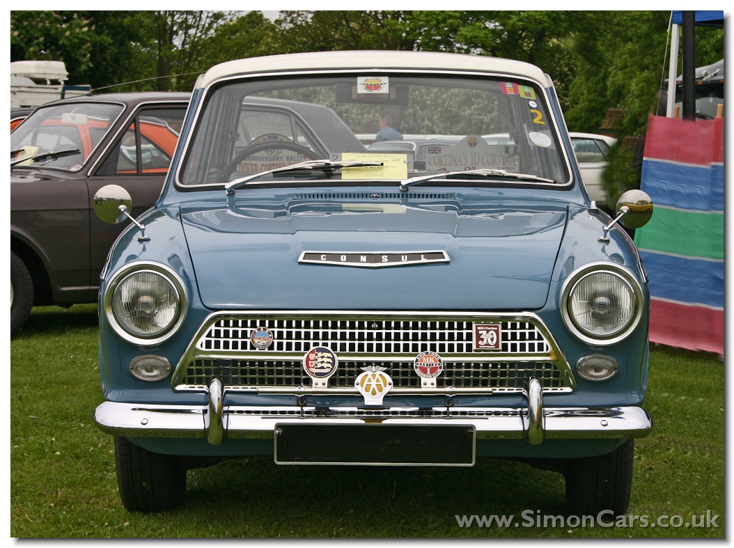 Ford Consul Cortina