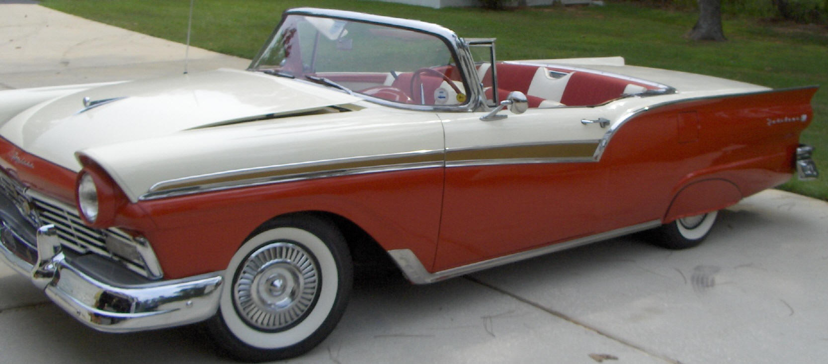 Ford Skyliner