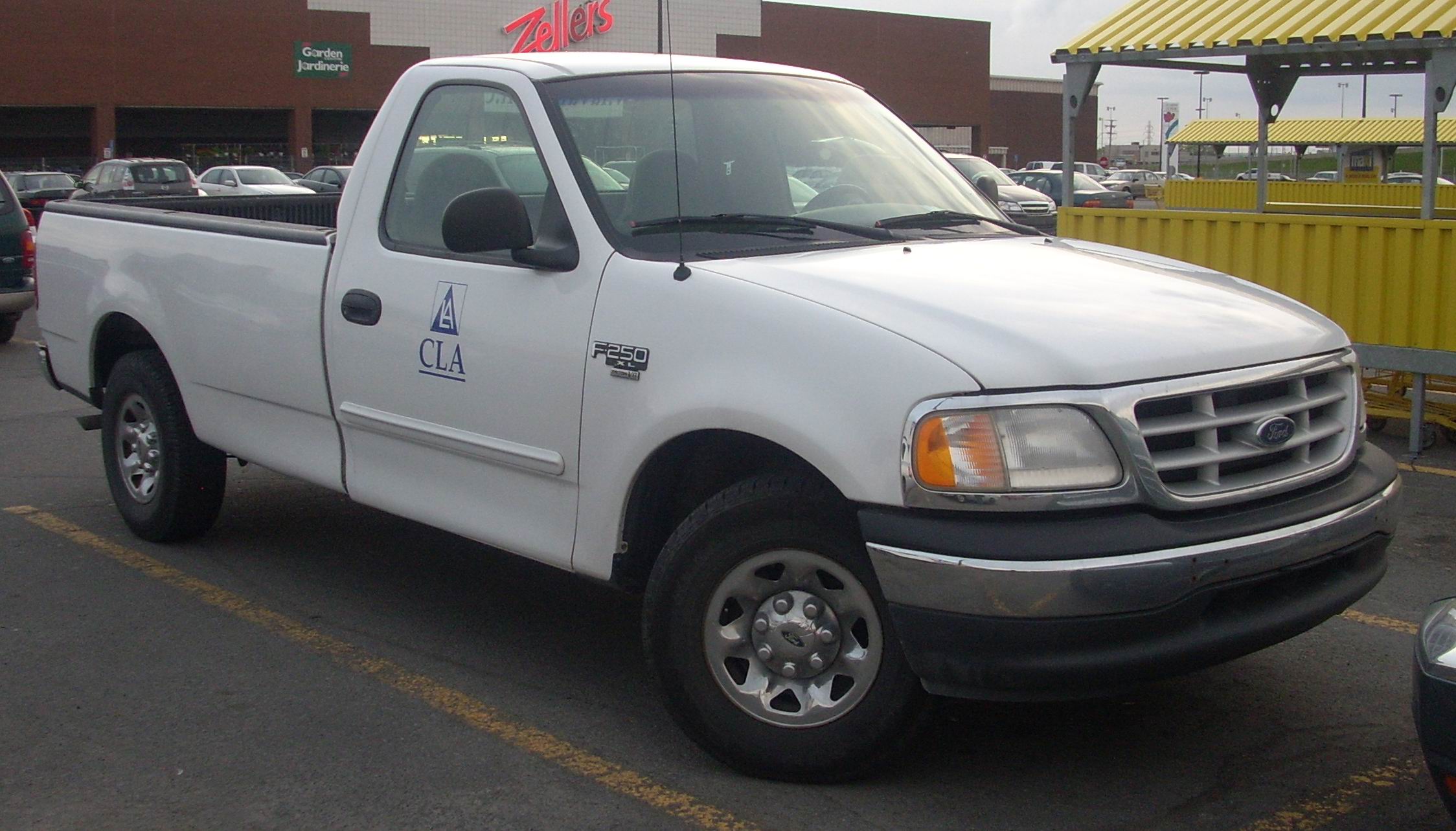 Ford F-250 XL