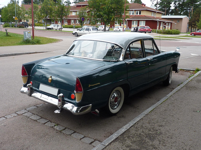 Ford Vedette Versailles