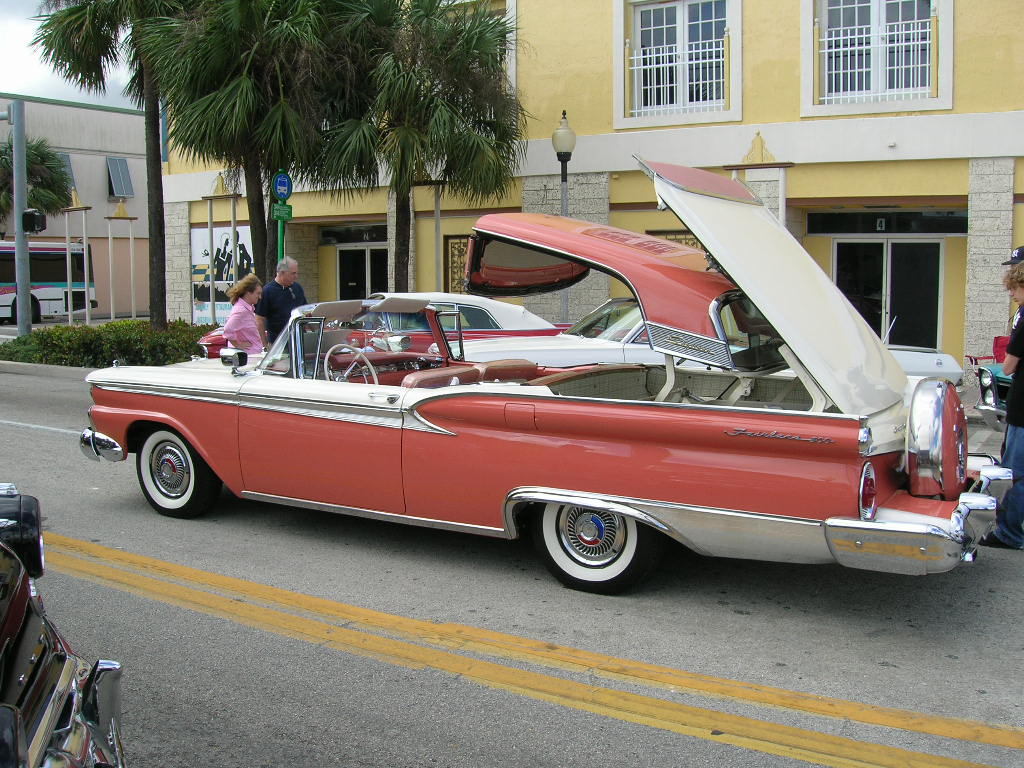 Ford Fairlane Convertible