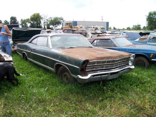 Ford Galaxie 500 2dr HT