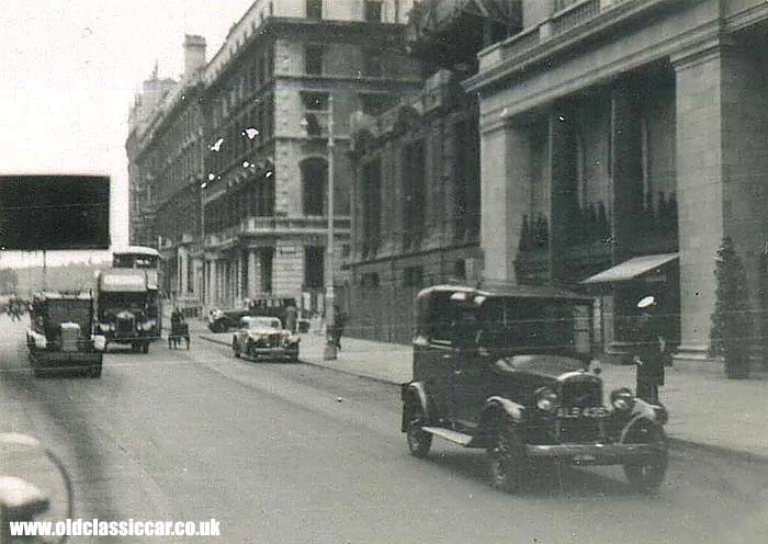 Austin Low Loader Taxi