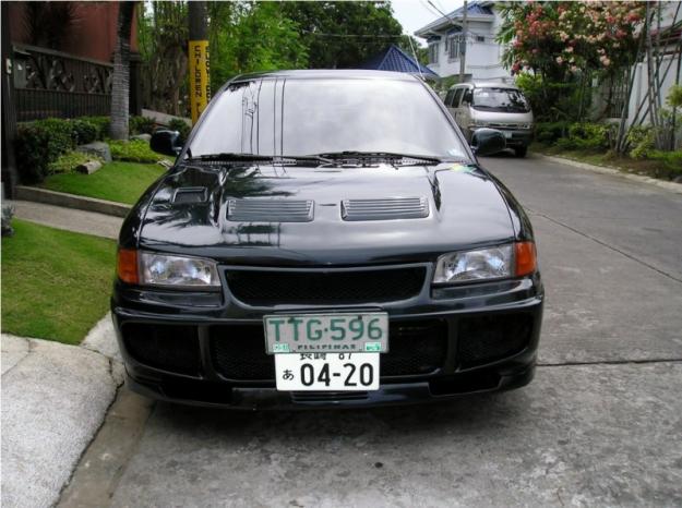 Mitsubishi Lancer 16 GLXi