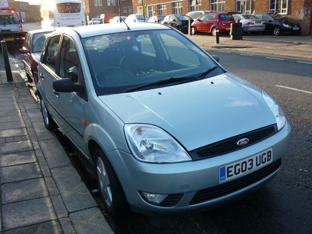 Ford Fiesta Zetec 16