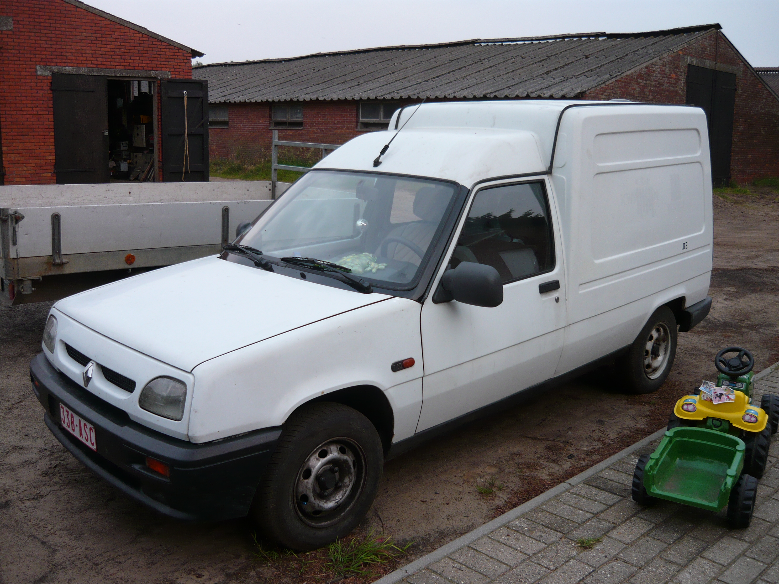 Renault Express 14