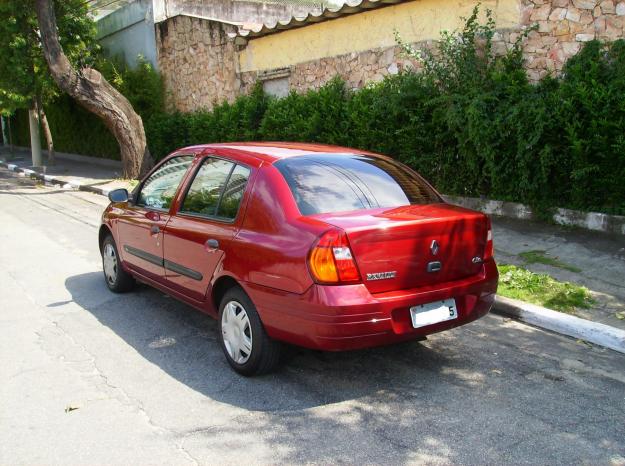 Renault Clio 16 RN Sedan