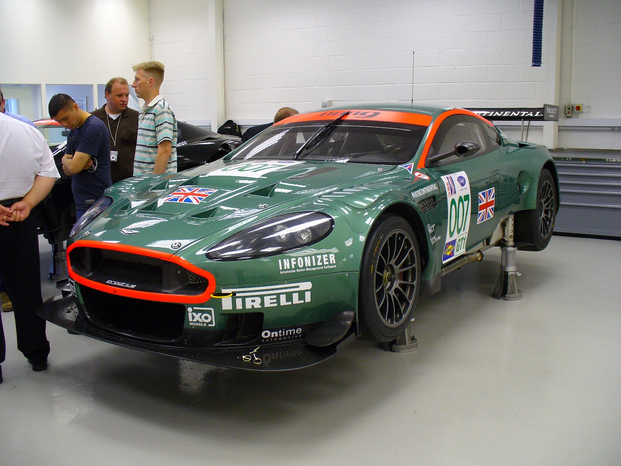 Aston Martin DBR 9