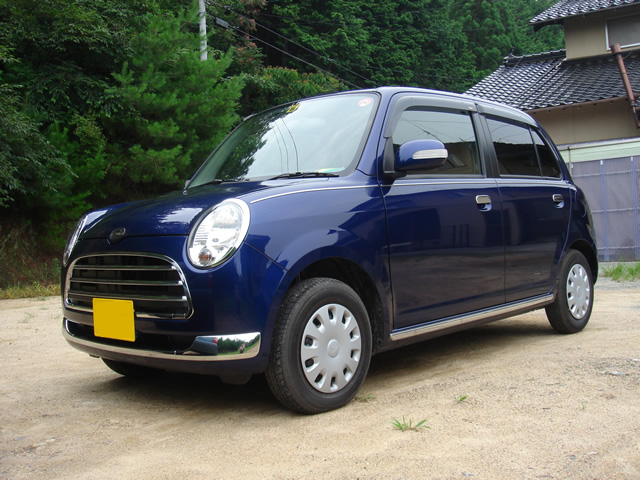 Daihatsu Mira Mint