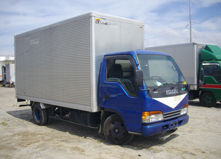 Isuzu Elf NKR66L