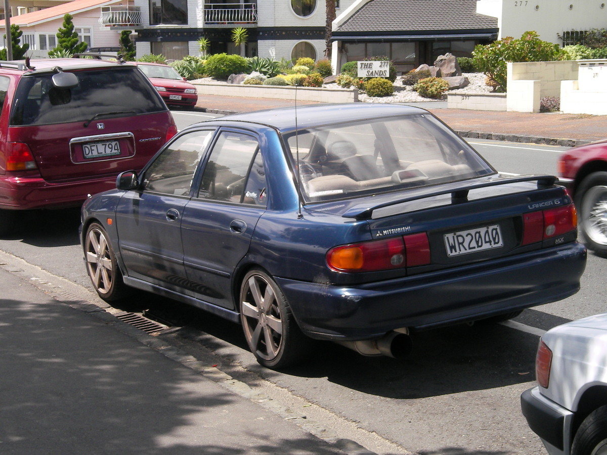 Mitsubishi Lancer 6 MX