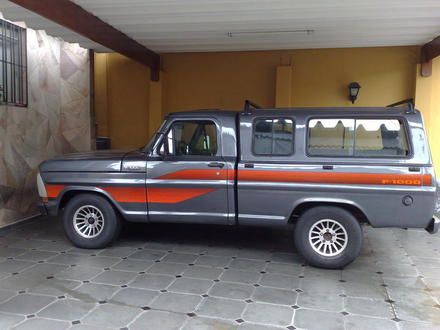 Ford F-1000