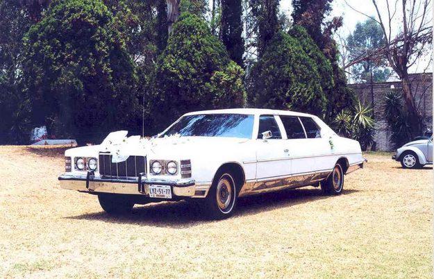 Ford LTD Limousine