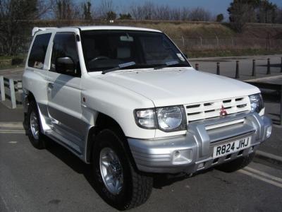 Mitsubishi Pajero GDi V6 3500