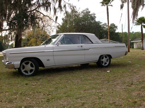 Ford Fairlane 500 2dr HT