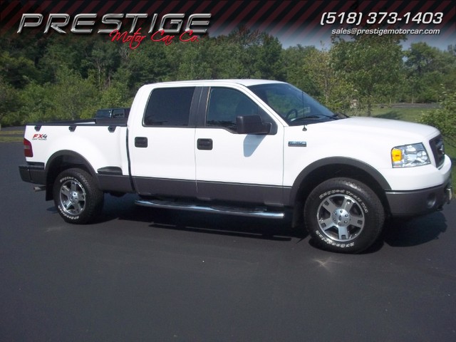 Ford F-150 XLT FX4 crew cab