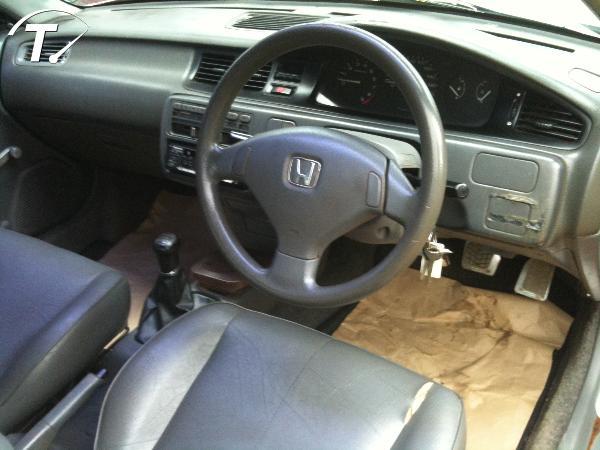 Honda Civic 15 LX