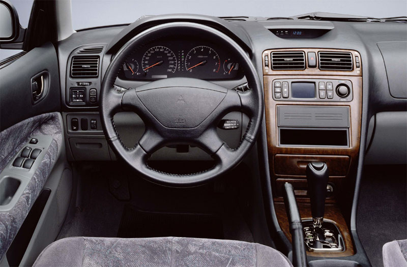 Mitsubishi Galant GLS Wagon