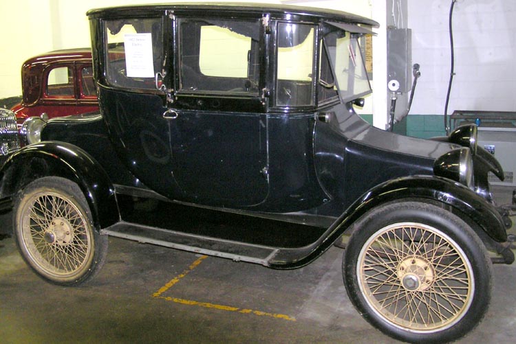 Detroit Electric Coupe