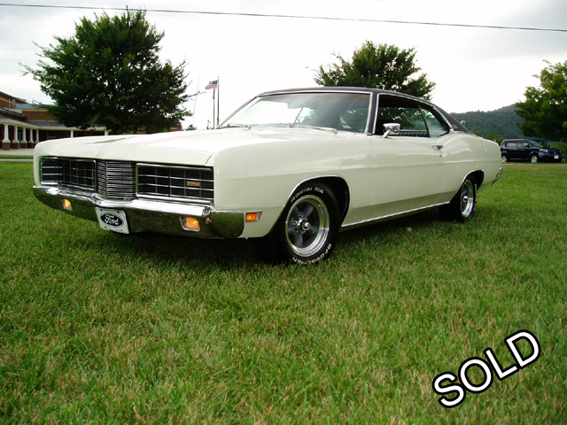 Ford Galaxie 500 XL Sports Roof