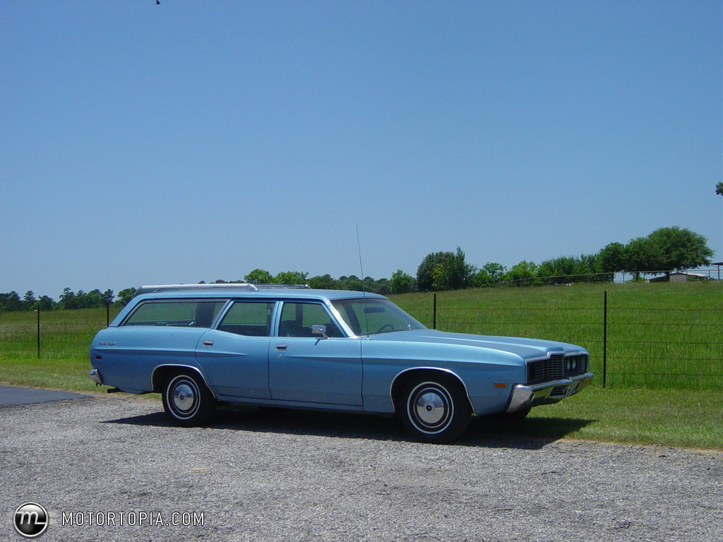 Ford Custom Ranch Wagon