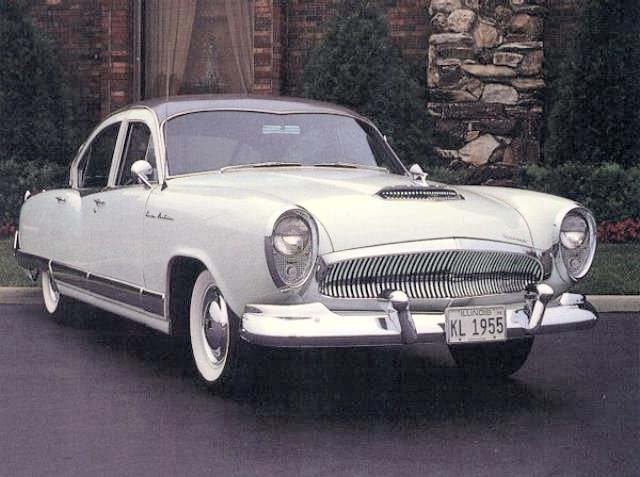 Kaiser Manhattan 4-dr Sedan