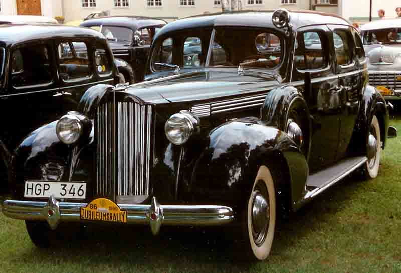 Packard Touring sedan