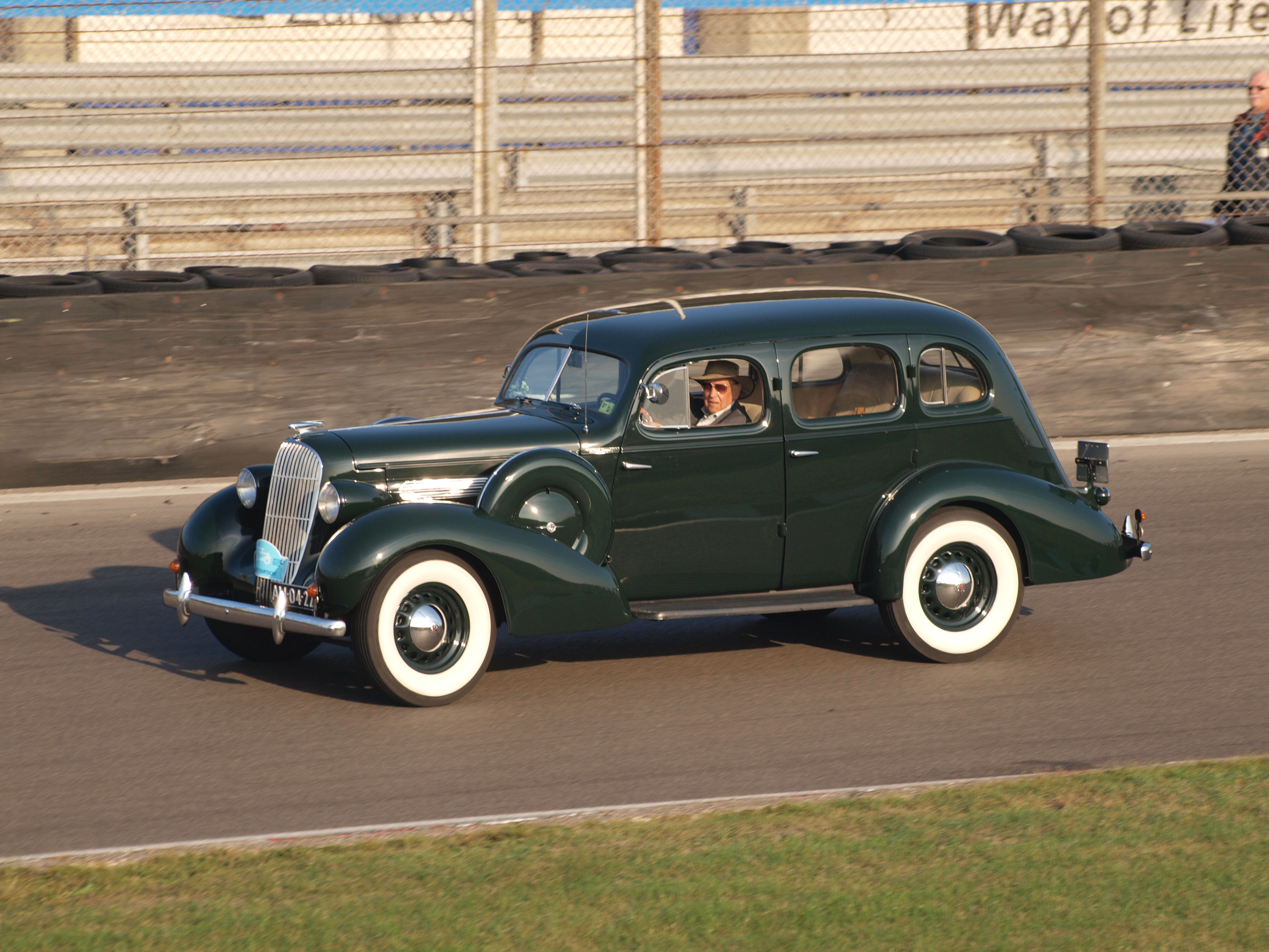 Oldsmobile F-35