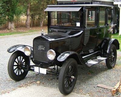 Ford Model T sedan