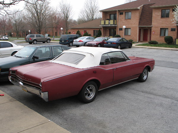 Oldsmobile Jetstar 88