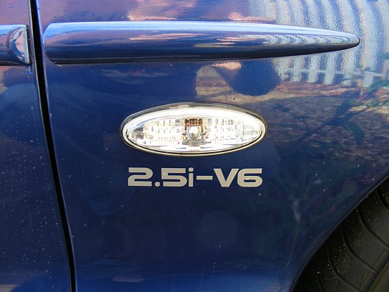 Mazda 626 25i V6