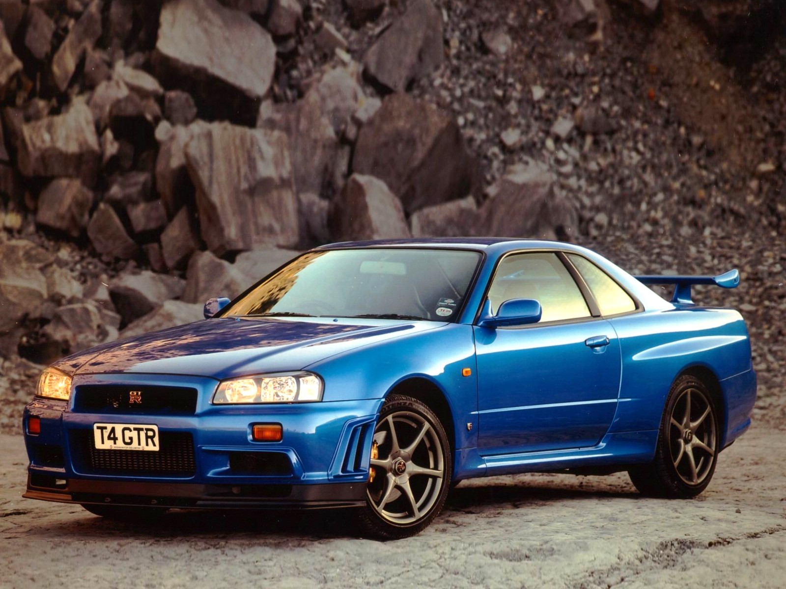 Nissan Skyline R34 GT-R