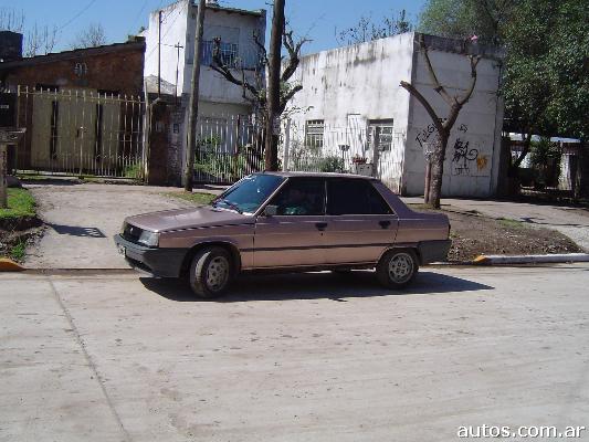 Renault 9 TSE 14