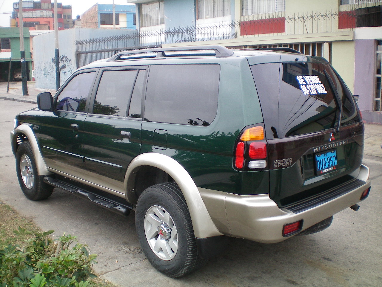 Mitsubishi Montero Sport XLS