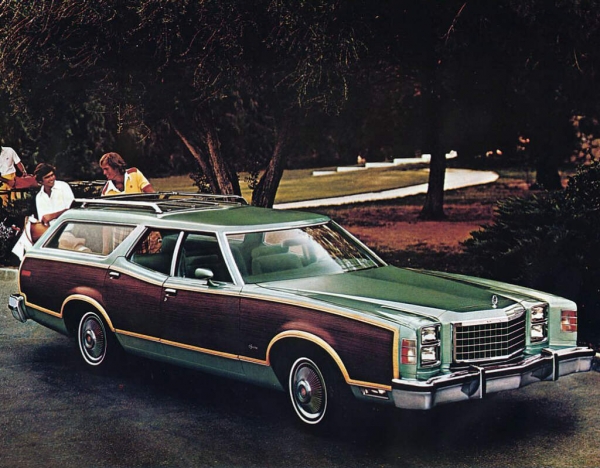 Ford LTD wagon