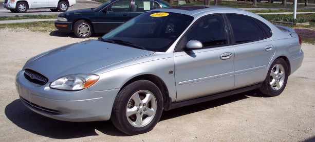 Ford Taurus SES