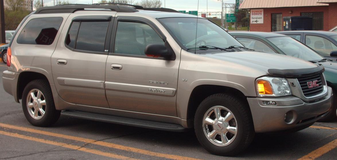 GMC Envoy XL Denali