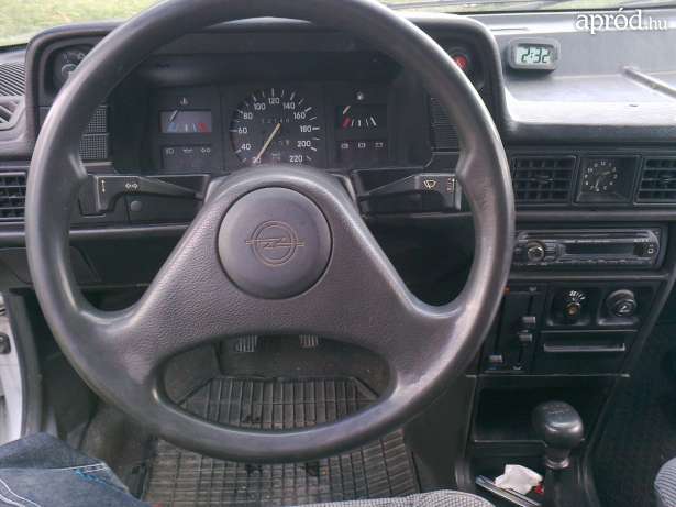 Opel Kadett 14 LS