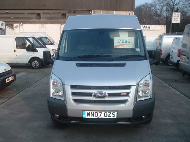 Ford Transit 330S Medroof