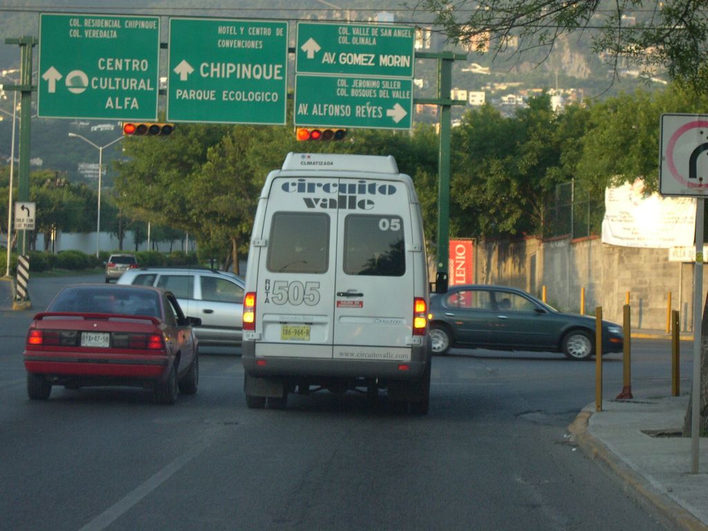 Mercedes-Benz Sprinter 412D