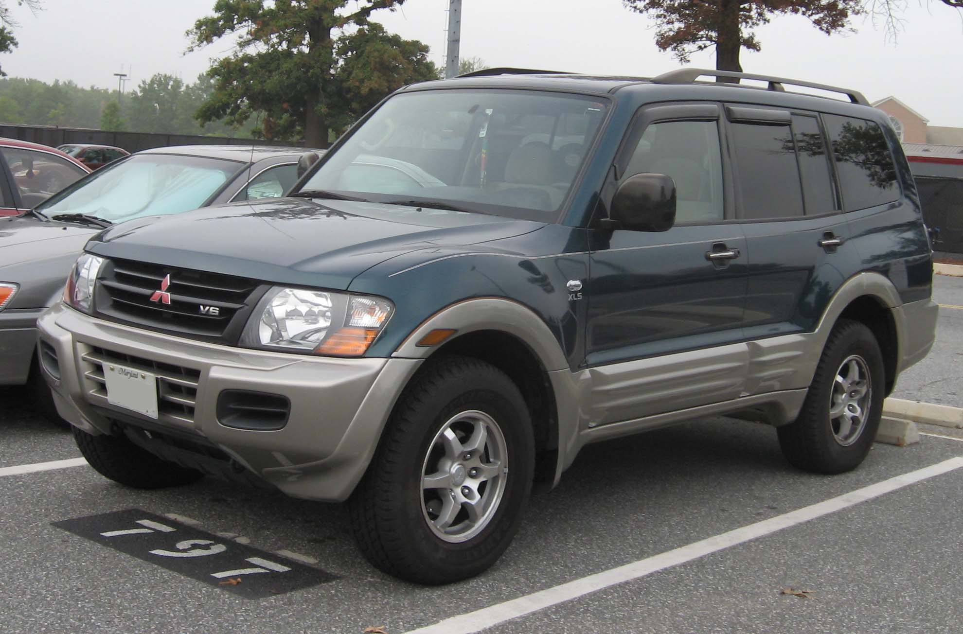 Mitsubishi Montero Limited