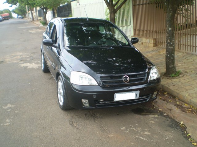 Chevrolet Corsa Maxx 18