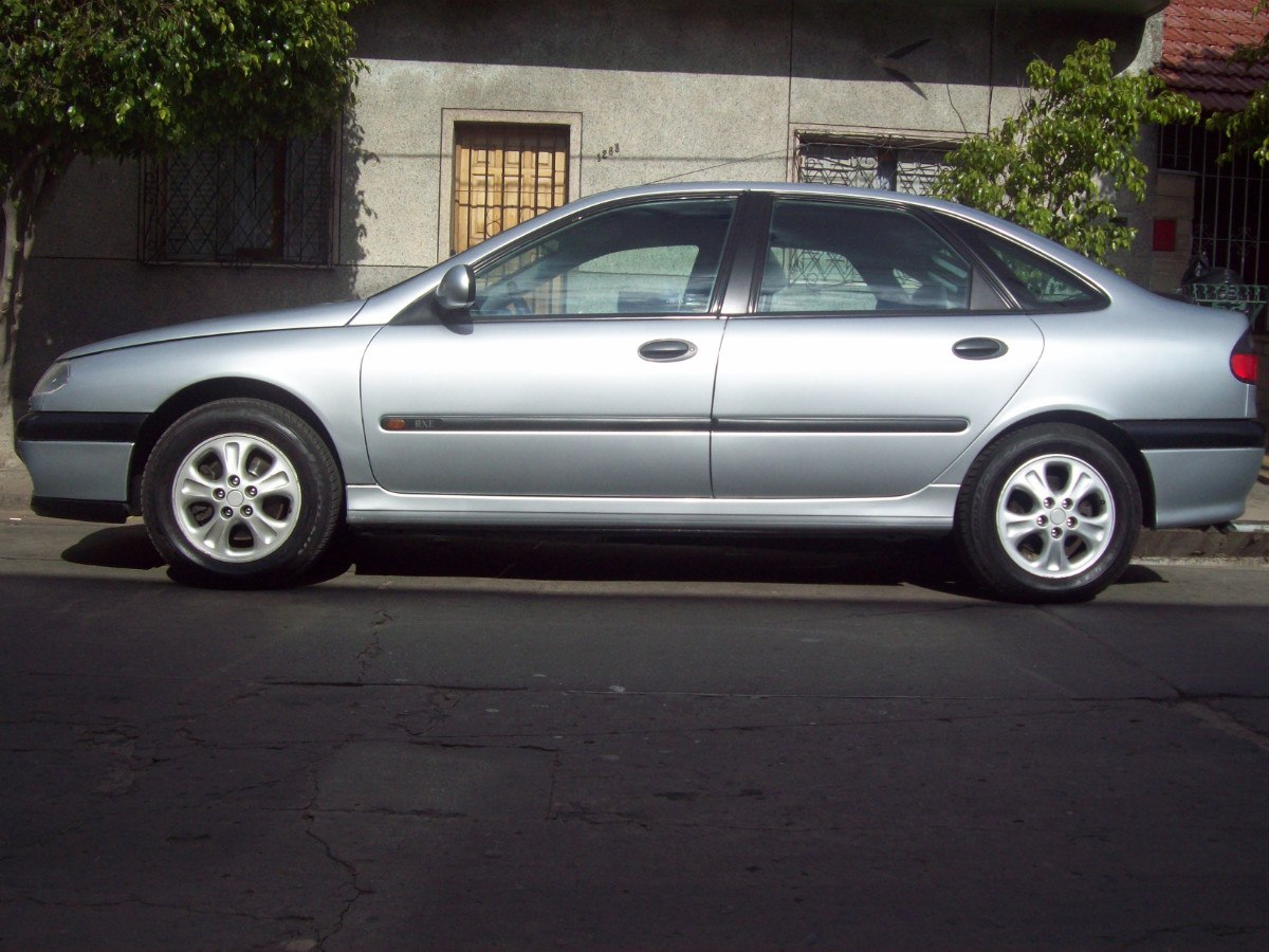 Renault Laguna RXE