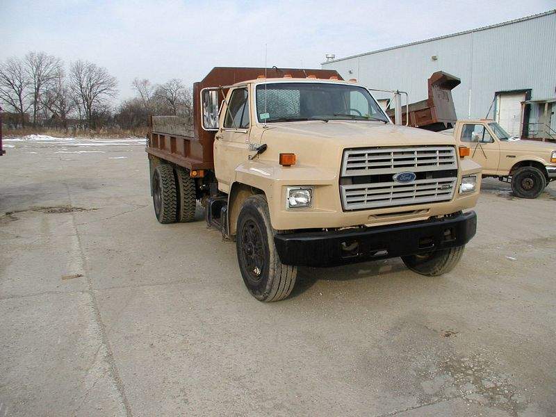 Ford F 700