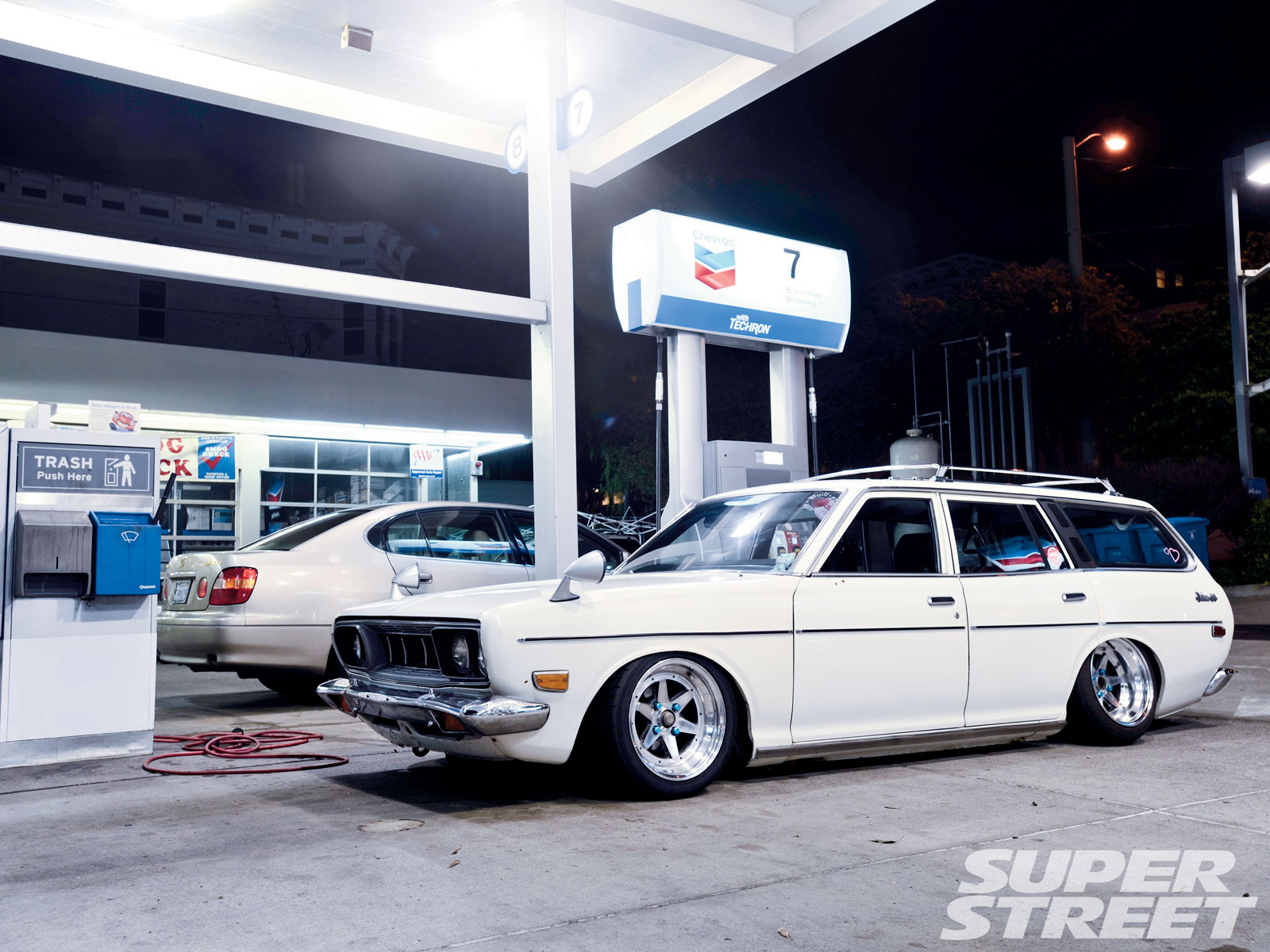 Datsun 610