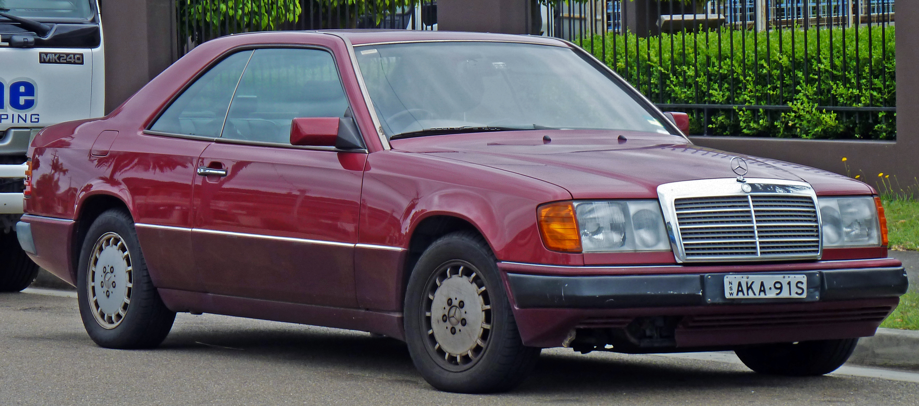 Mercedes-Benz 300 CE 24
