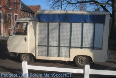 Peugeot J9 van