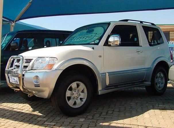 Mitsubishi L200 HPE Crew Cab 4x4