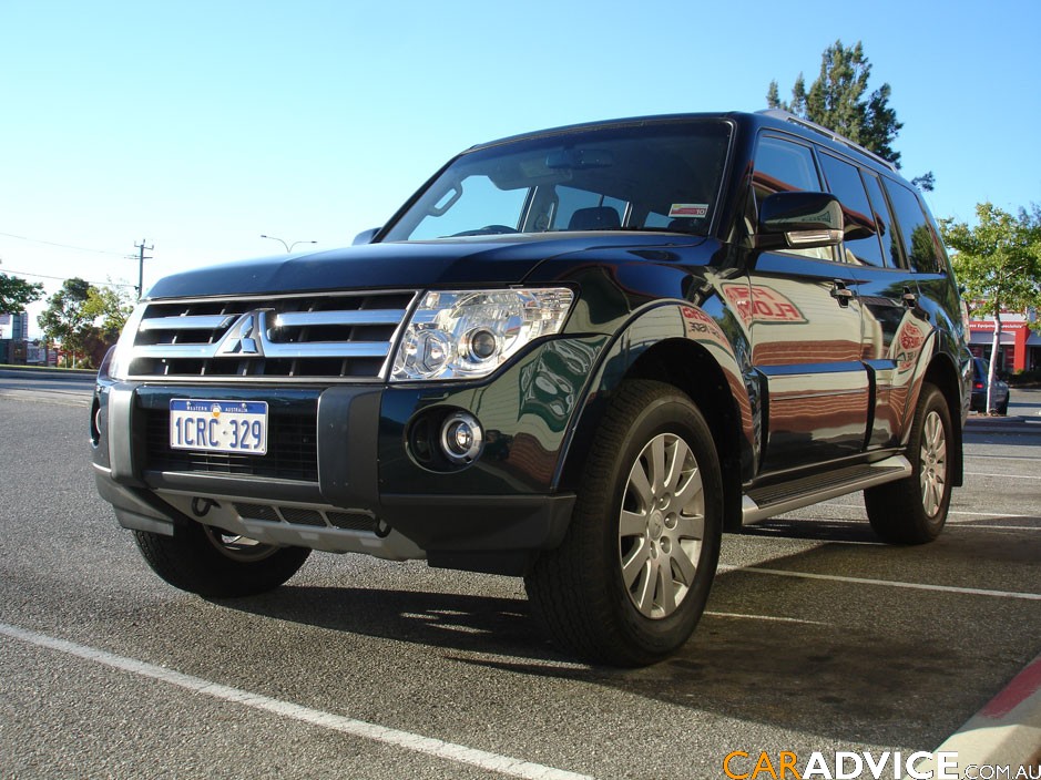 Mitsubishi Challenger Exceed 28TDi 4WD